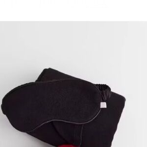 Chico's Black Travel Wrap & Eye Mask Set